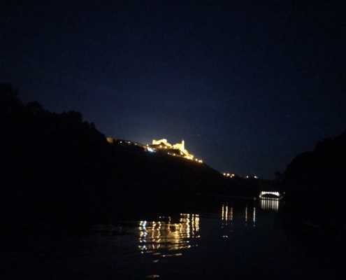 Kayak, por el río Ebro, a la luz de la luna